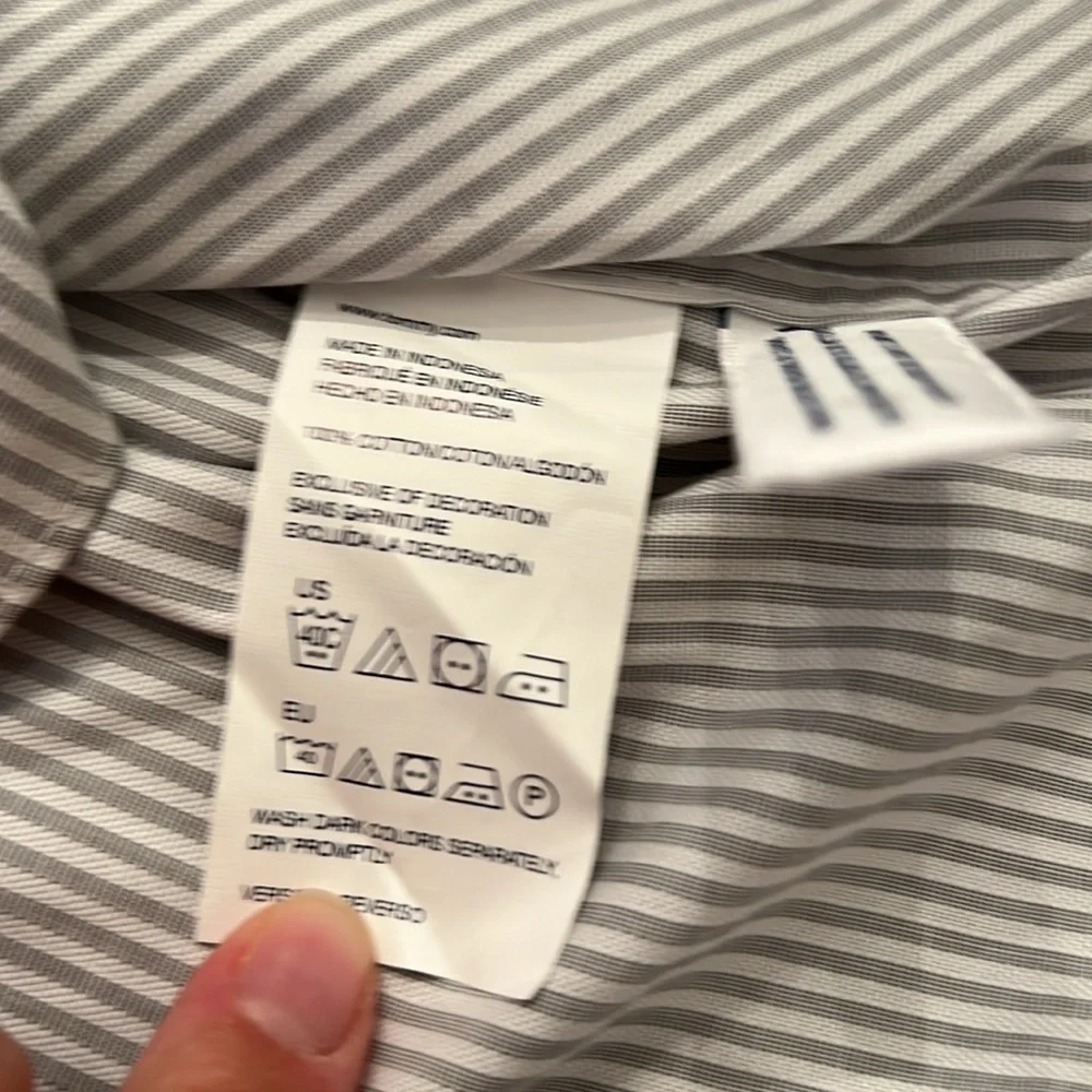 NWT Tommy Hilfiger Button Down - Picture 8 of 9